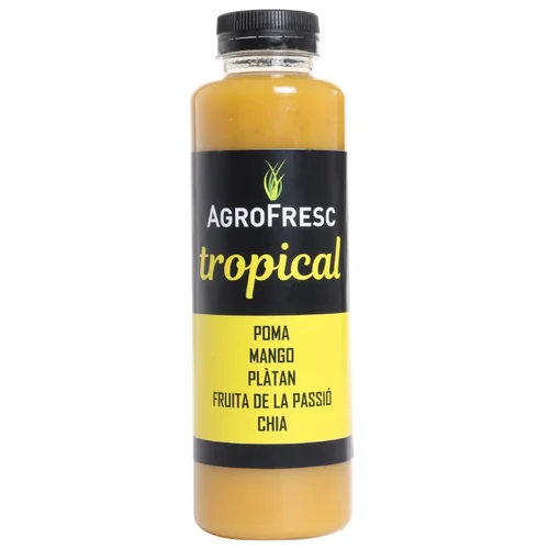 Zumo exprimido tropical en cartón