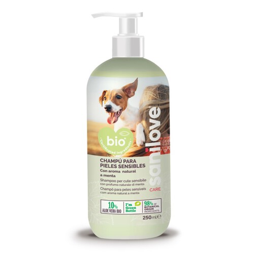 SANILOVE Xampú per a pells sensibles per a gos