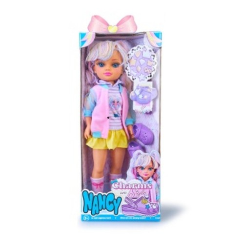 NANCY Nina charms in style