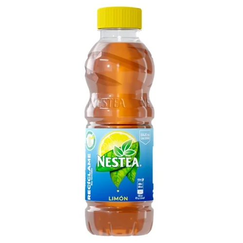 Refresco de té con sabor a limón en botella