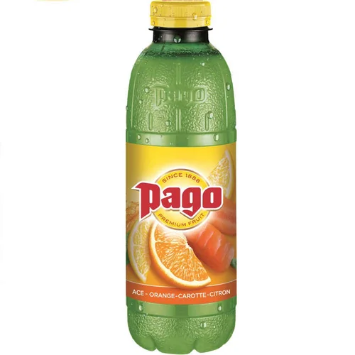Bebida de fresa en botella