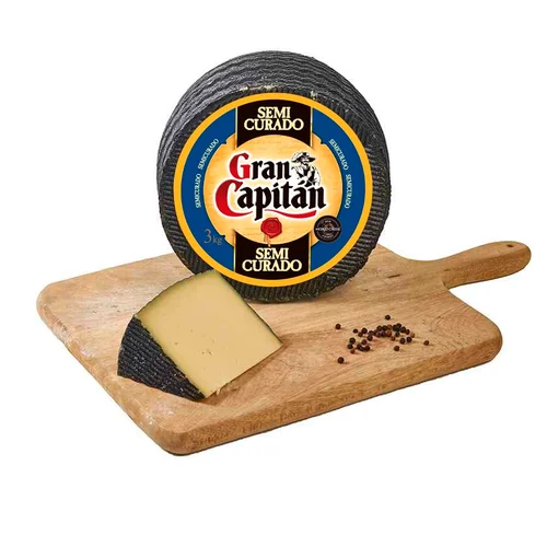 Queso de vaca al corte en porción