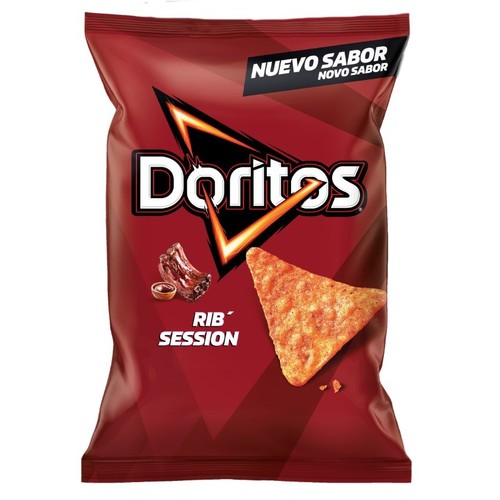 DORITOS Snacks de blat de moro amb gust de costelles