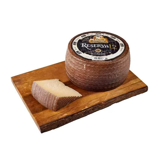 Queso curado de cabra 349 Km0 al corte cuña
