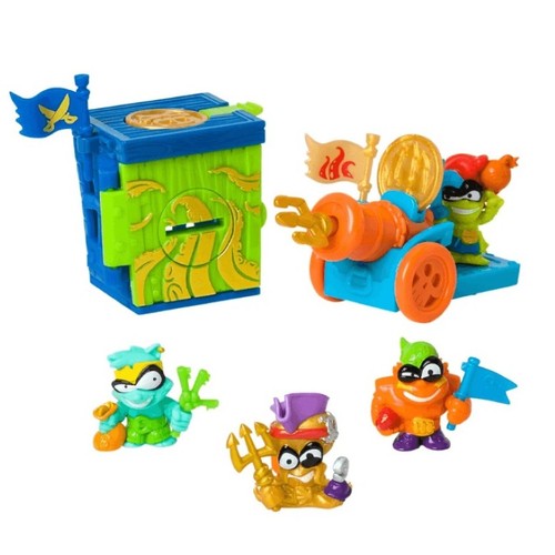 PIRATIX Pack 4 figures + vehicle + capsa Golden Capitain