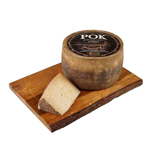 Queso curado de oveja DOP al corte en cuña