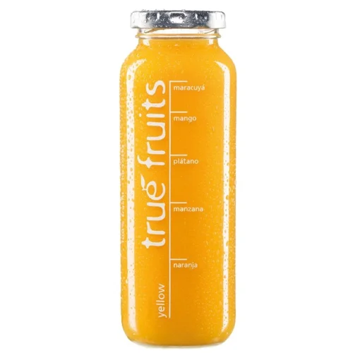 Zumo de naranja, piña, limón, jengibre, cúrcuma i cayena