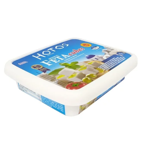 Dados de queso feta con hierbas