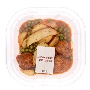Imagen de  Mandonguilles amb patates i salsa jardinera